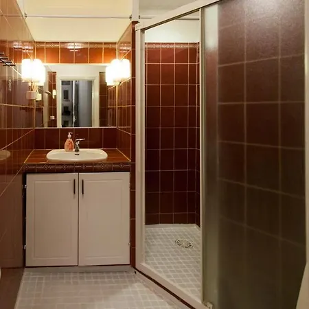 Apartment 3 In - Itainen Teatterikuja 1